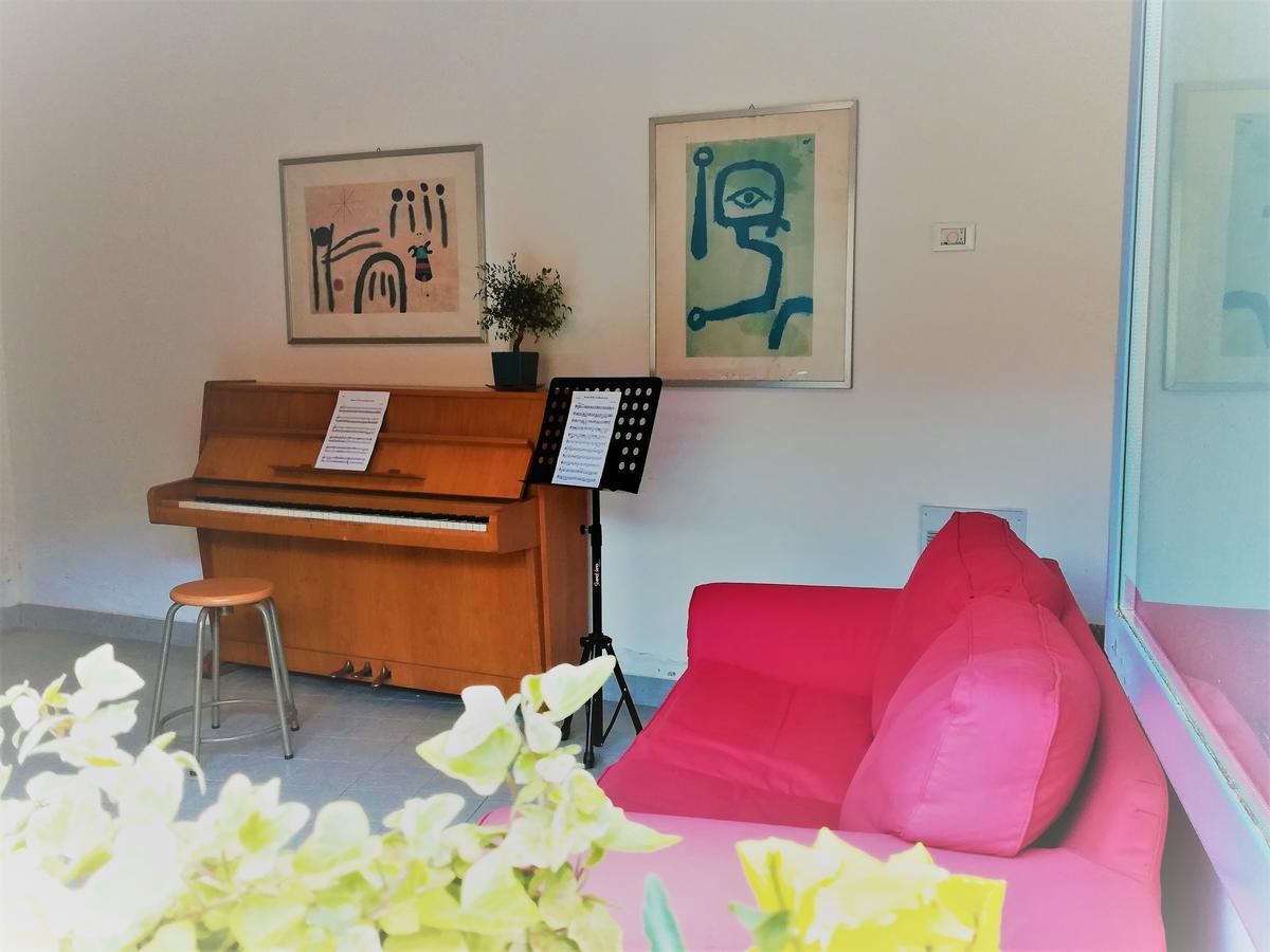 Ostello Residenza Molinatto Oggiono Dış mekan fotoğraf