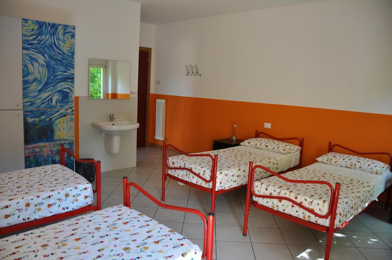 Ostello Residenza Molinatto Oggiono Dış mekan fotoğraf